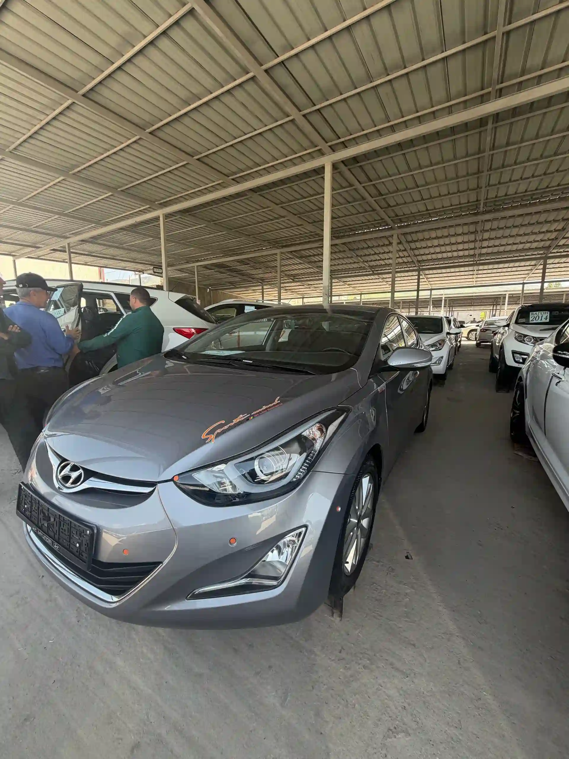Hyundai Avante 2014