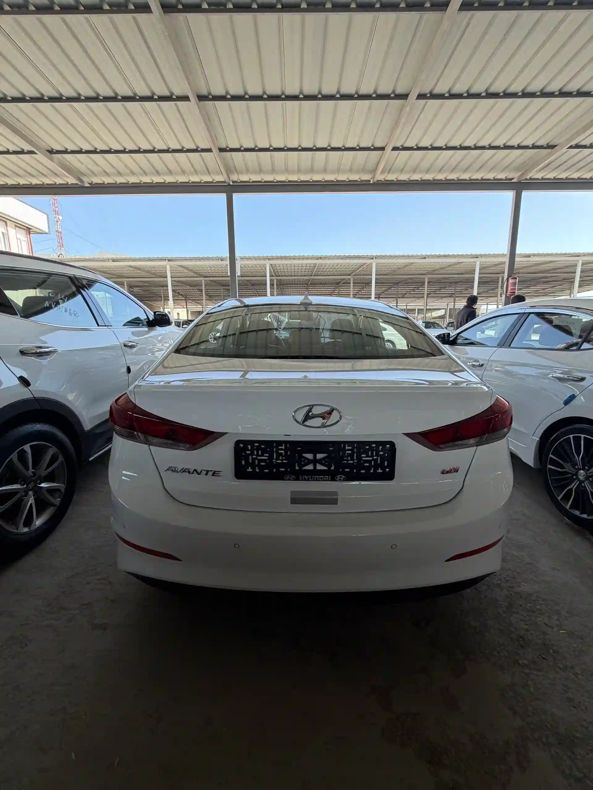 Hyundai Avante 2015