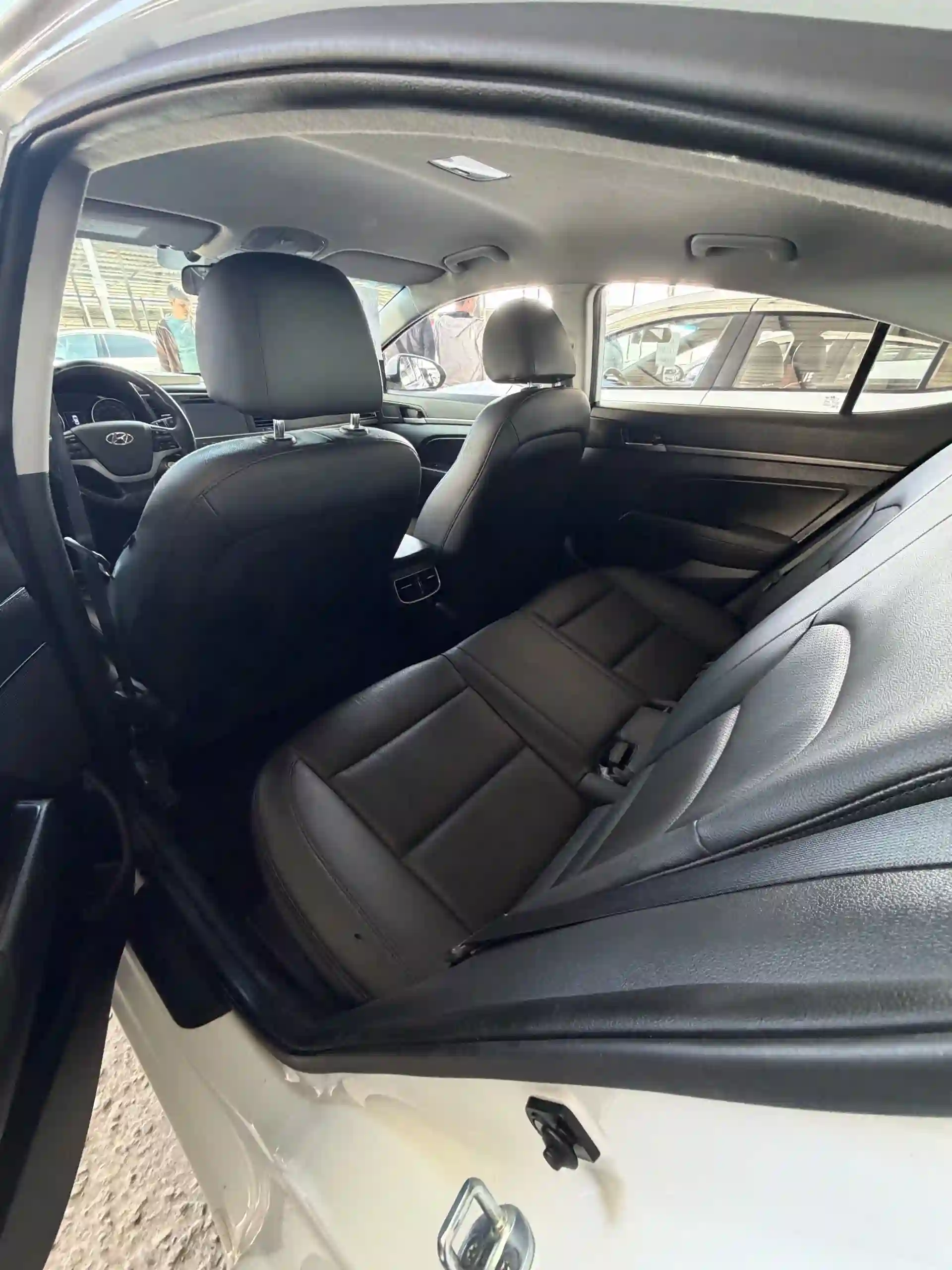 Hyundai Avante 2015