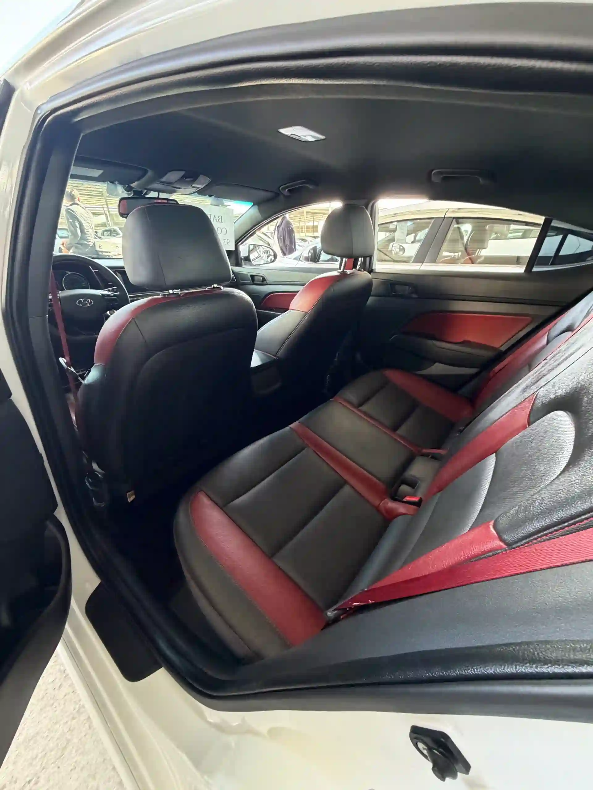 Hyundai Avante 2016