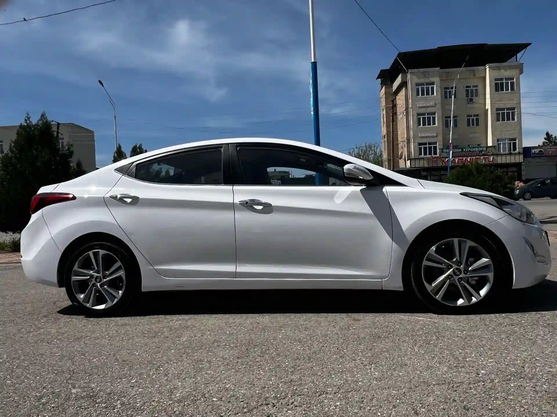 Hyundai Avante 2014 — миниатюра 2