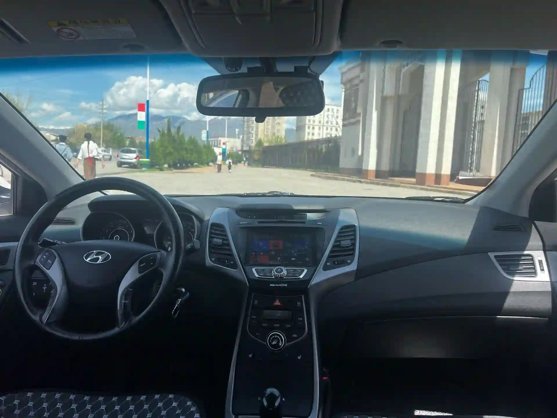 Hyundai Avante 2014 — миниатюра 9