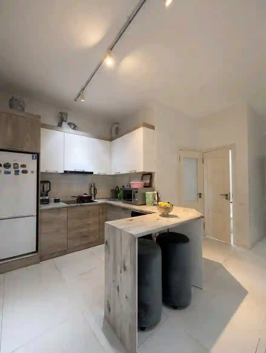 3-к квартира, 15 этаж, 93 м², Шохмансур