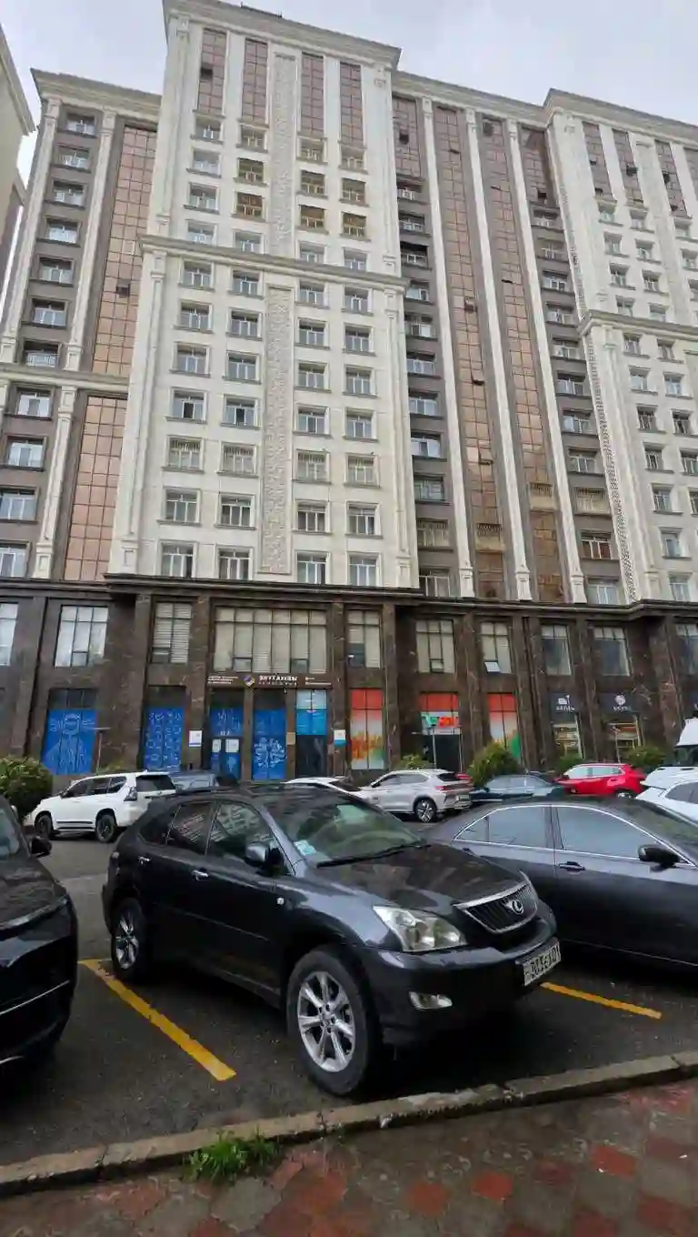 3-к квартира, 7 этаж, 164 м², Шохмансур
