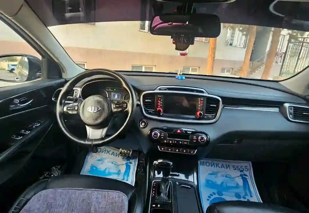 Kia Sorento 2015 — миниатюра 3