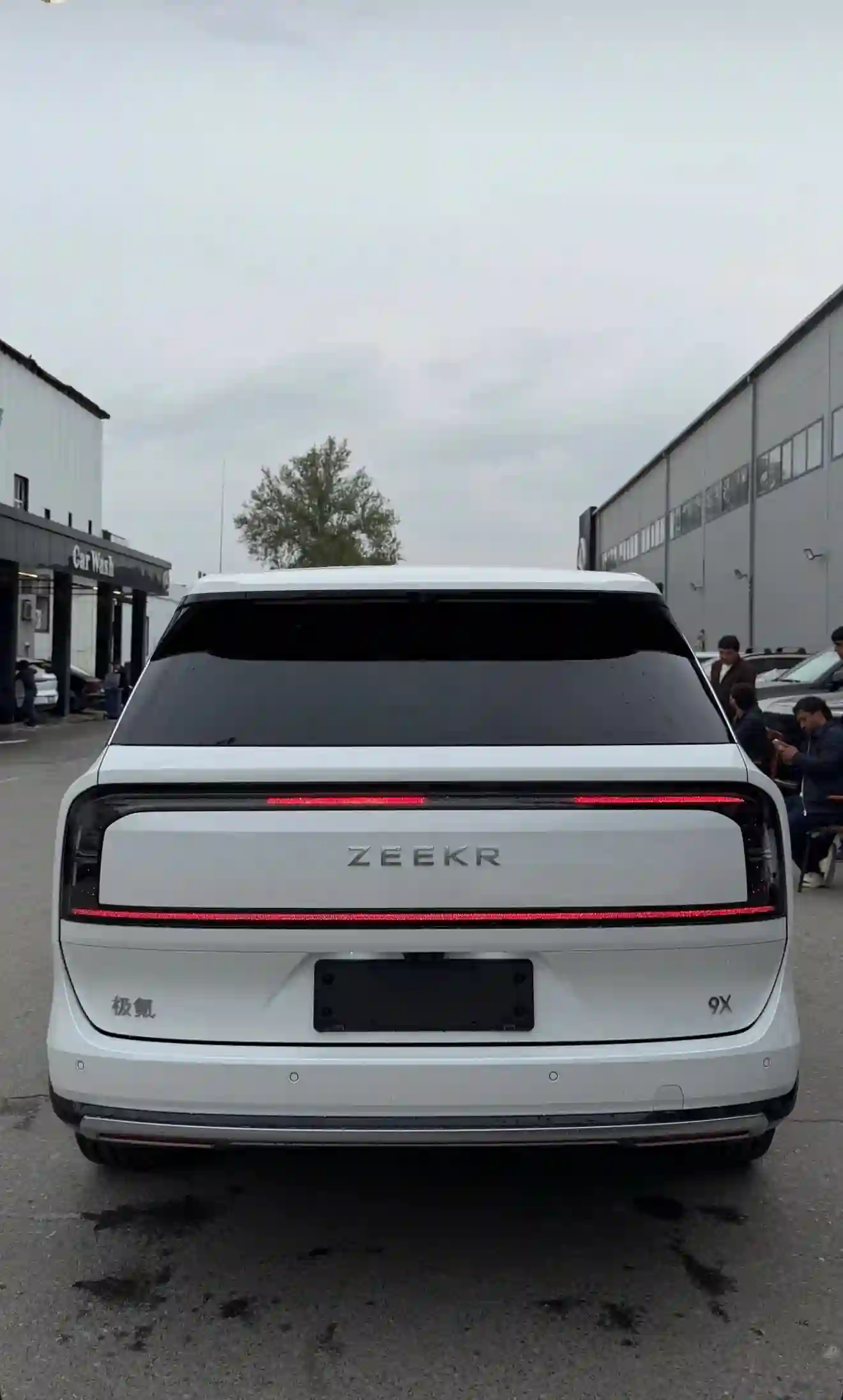 Zeekr 9X Ultra 2025