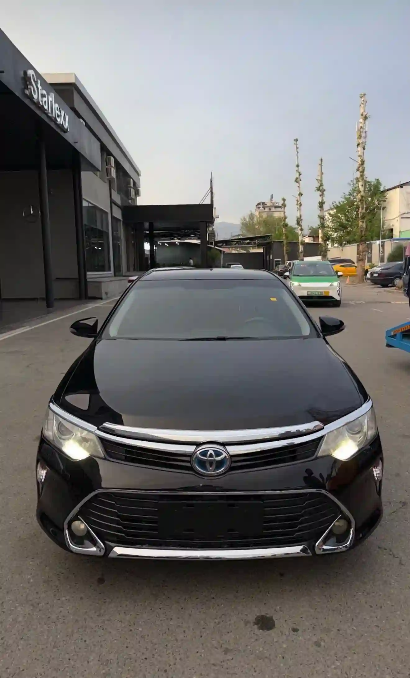 Toyota Camry 2016