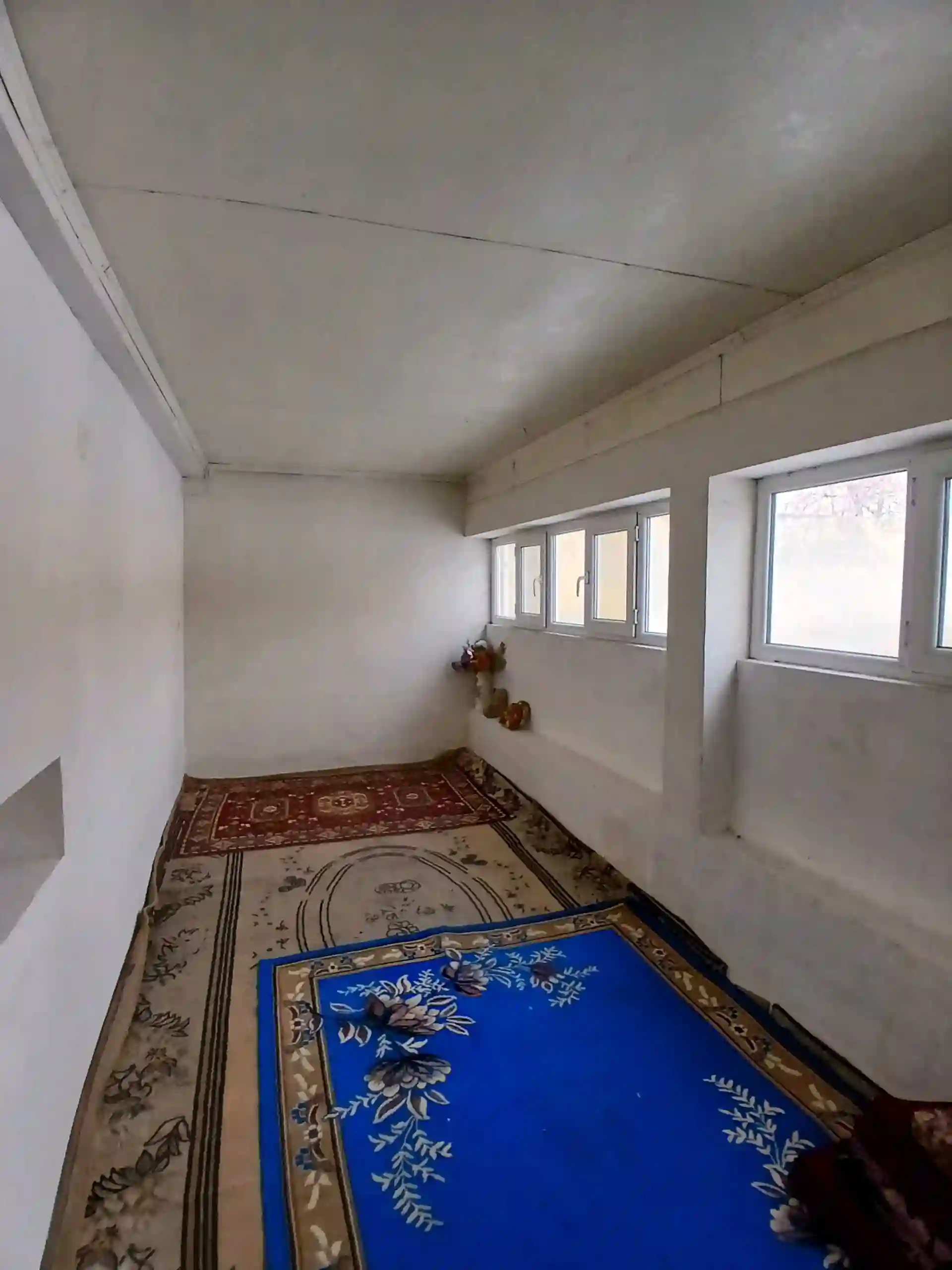 3 этажный, 5-комн. дом, 340 м², 6 соток, Шоҳмансур