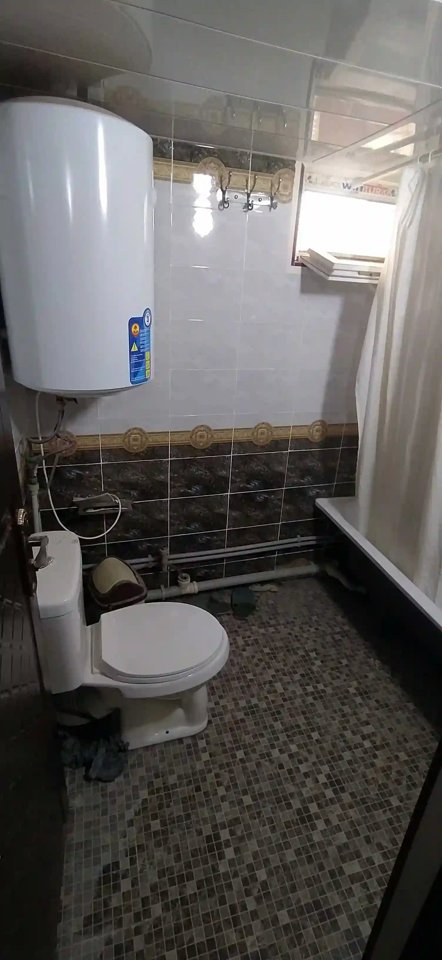 3 этажный, 5-комн. дом, 340 м², 6 соток, Шоҳмансур