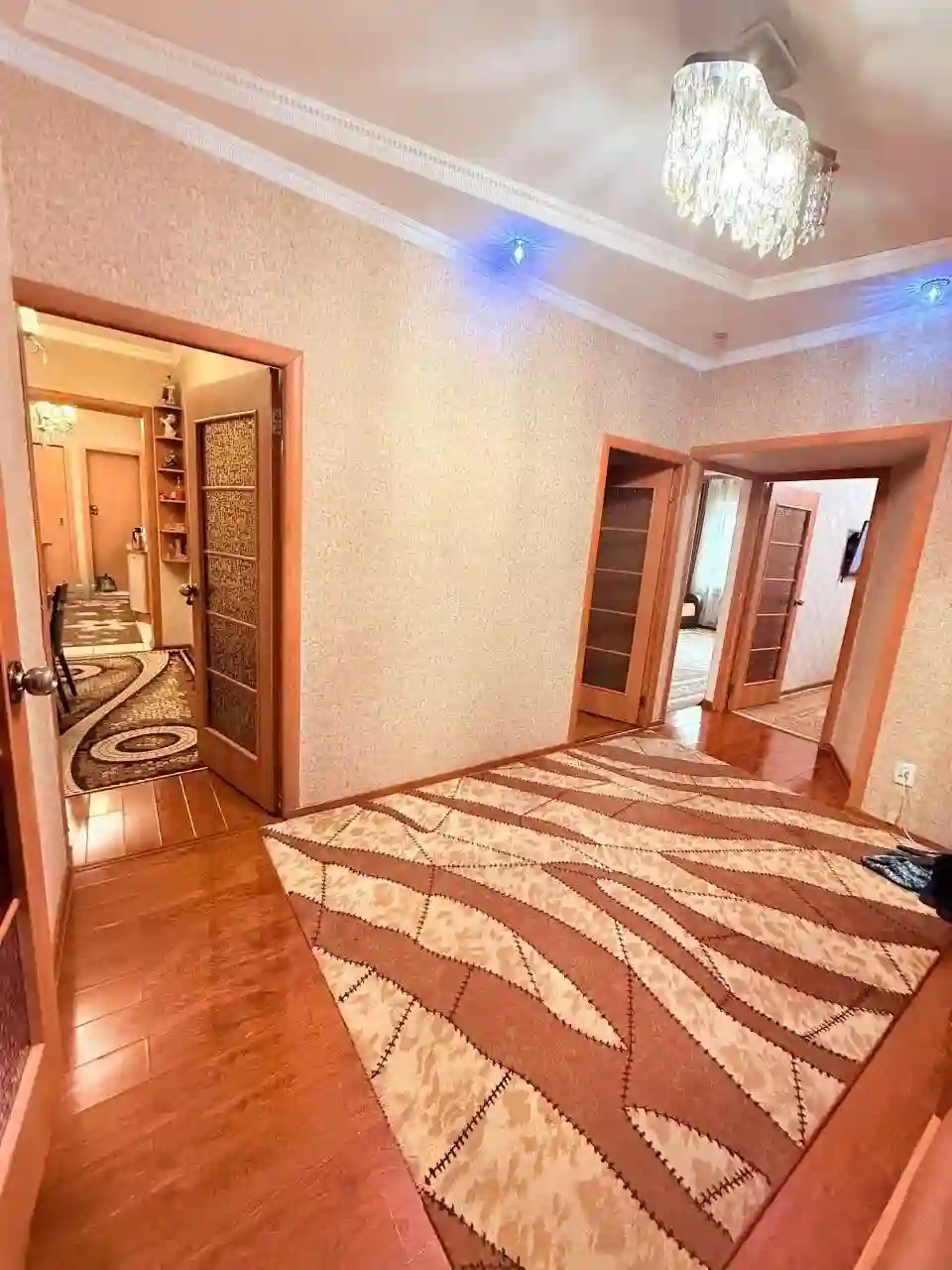 3-к квартира, 6 этаж, 78 м², сино 102 родтом 3