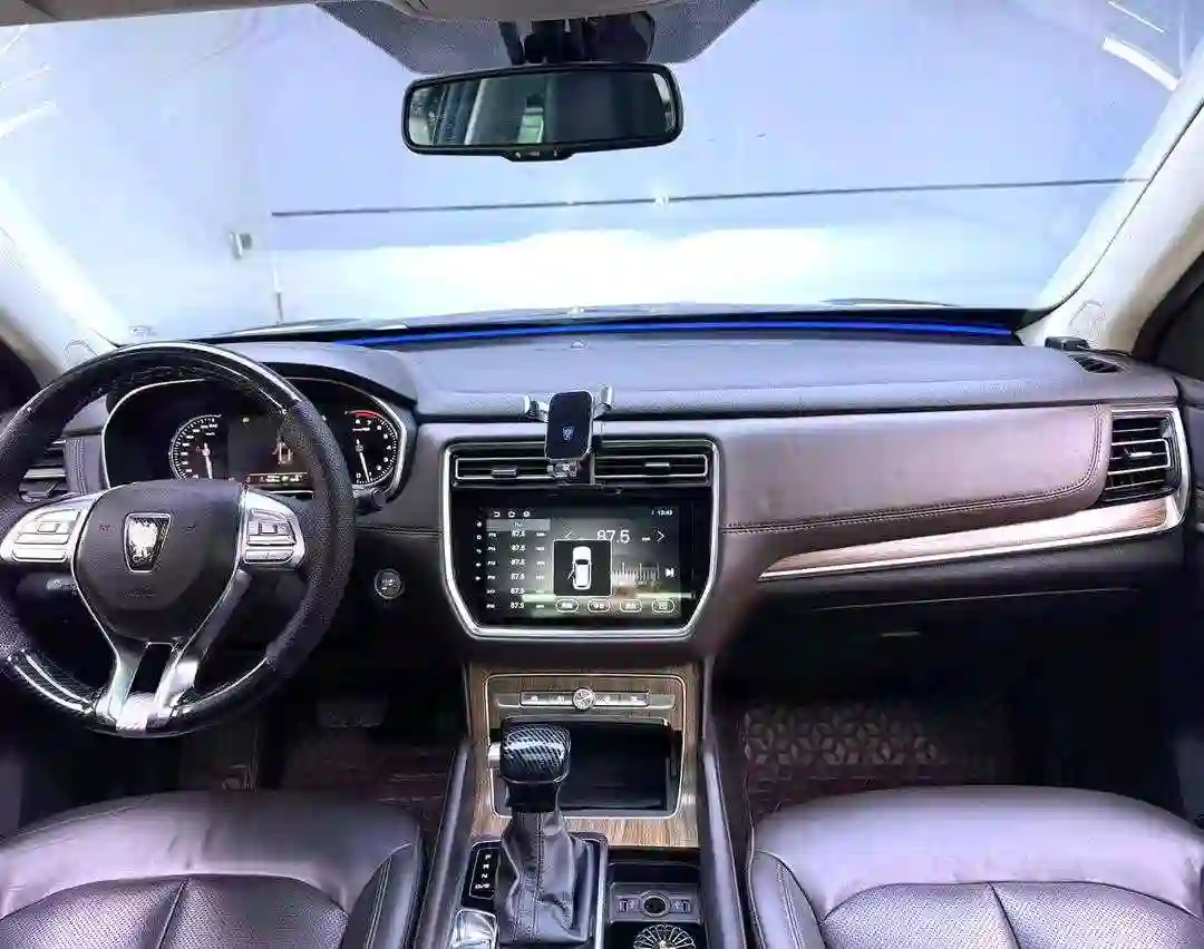 Roewe RX5 II 2018 — миниатюра 3