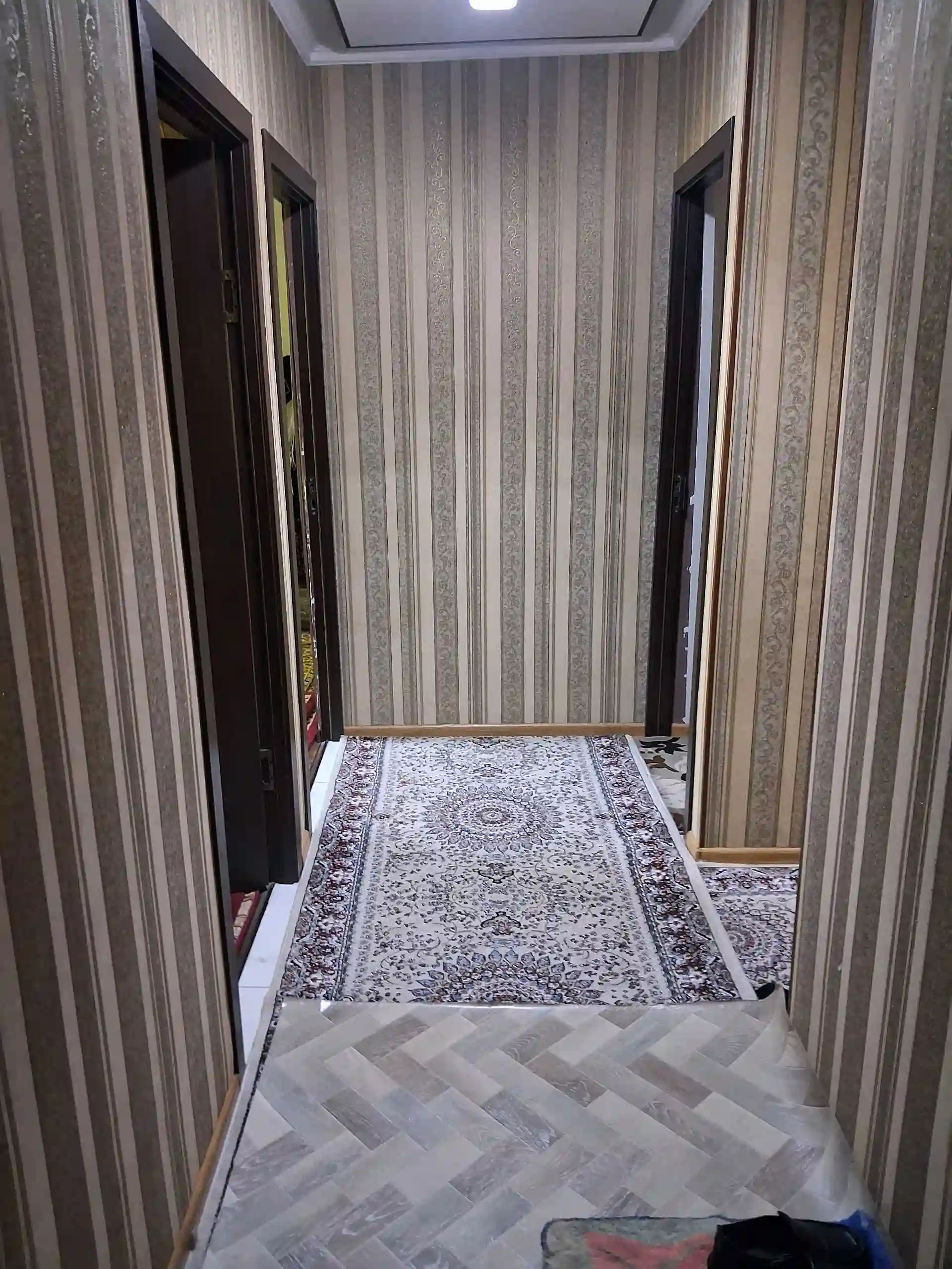 3-к квартира, 4 этаж, 65 м², сино