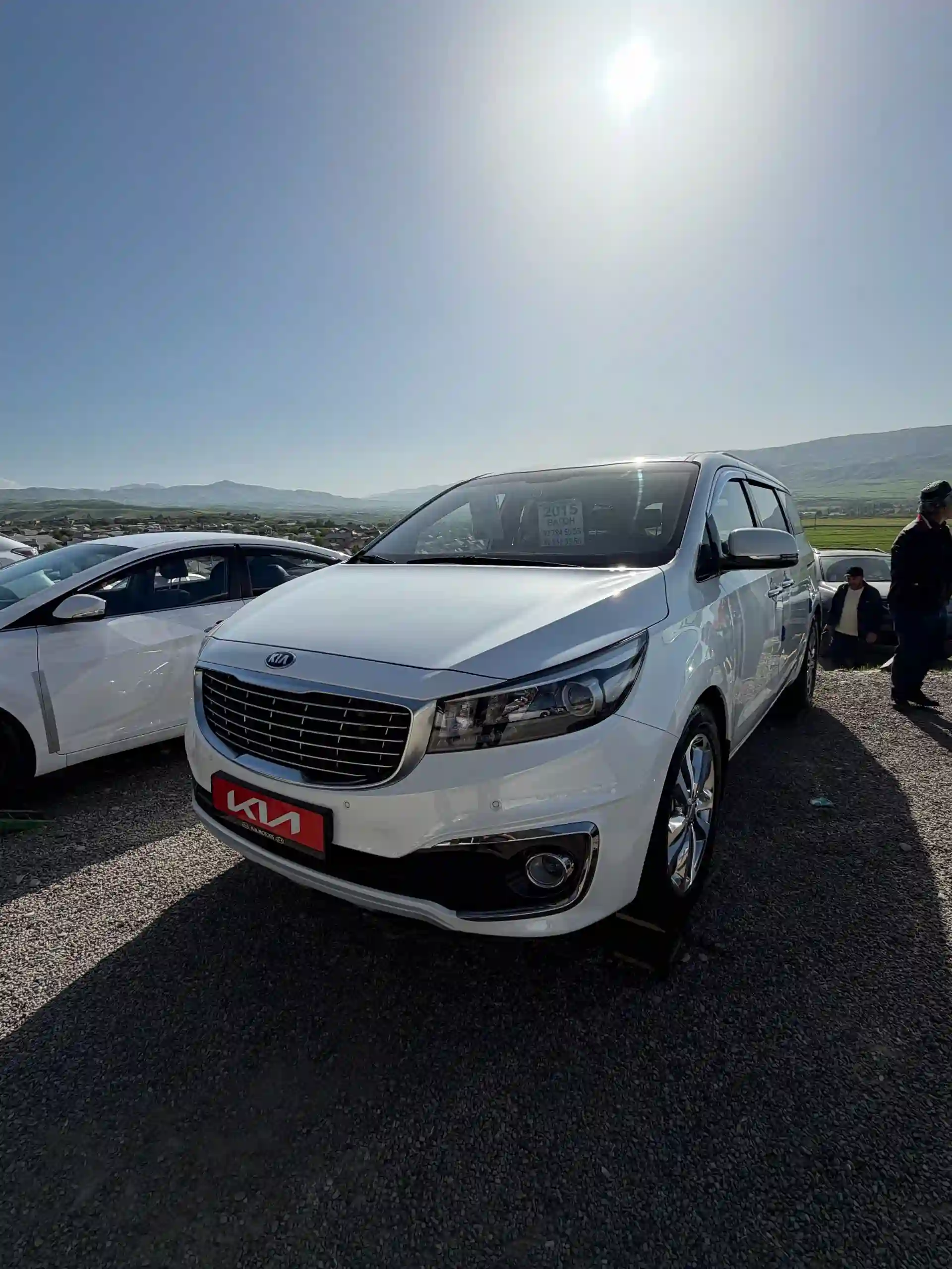 Kia Carnival 2015 — миниатюра 2