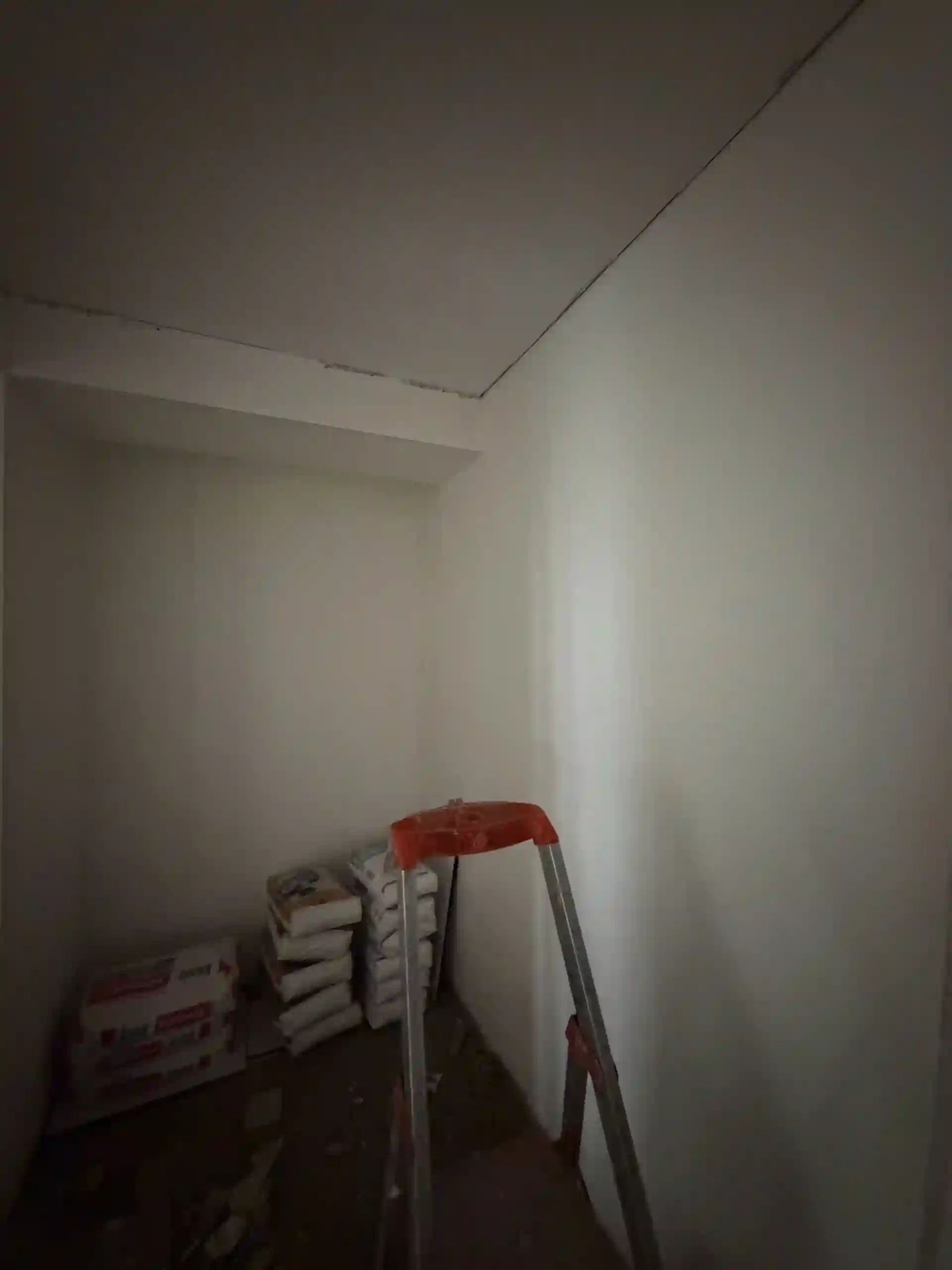 2-к квартира, 1 этаж, 65 м², 4 мкр