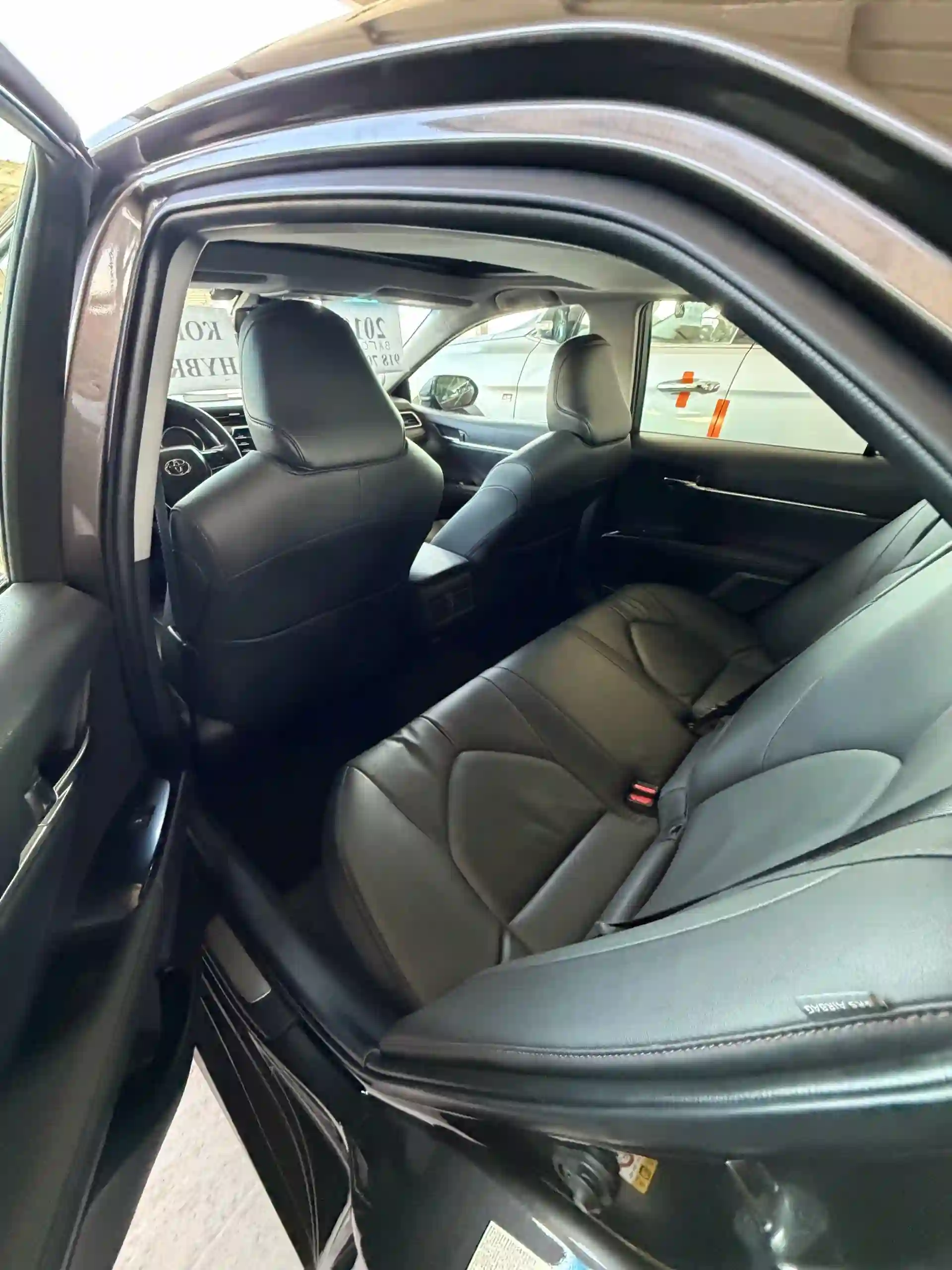 Toyota Camry 2018 — миниатюра 3