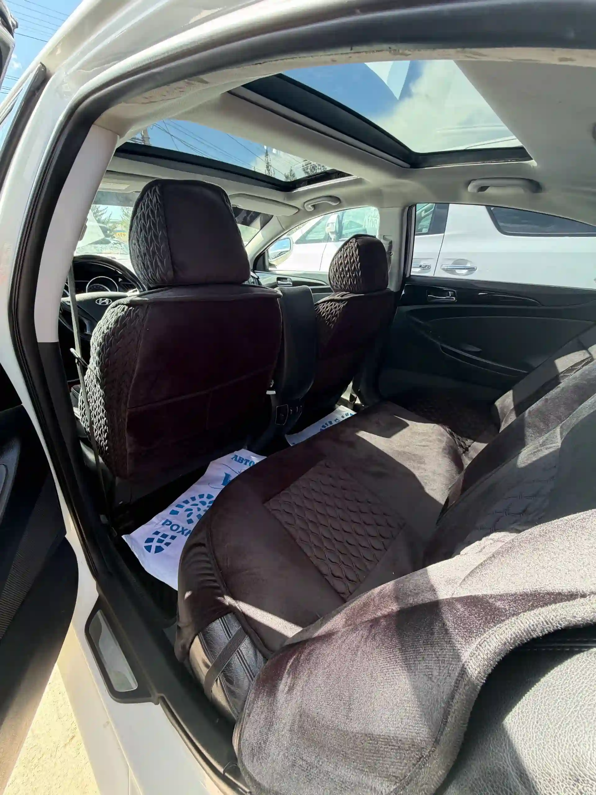 Hyundai Sonata 2010
