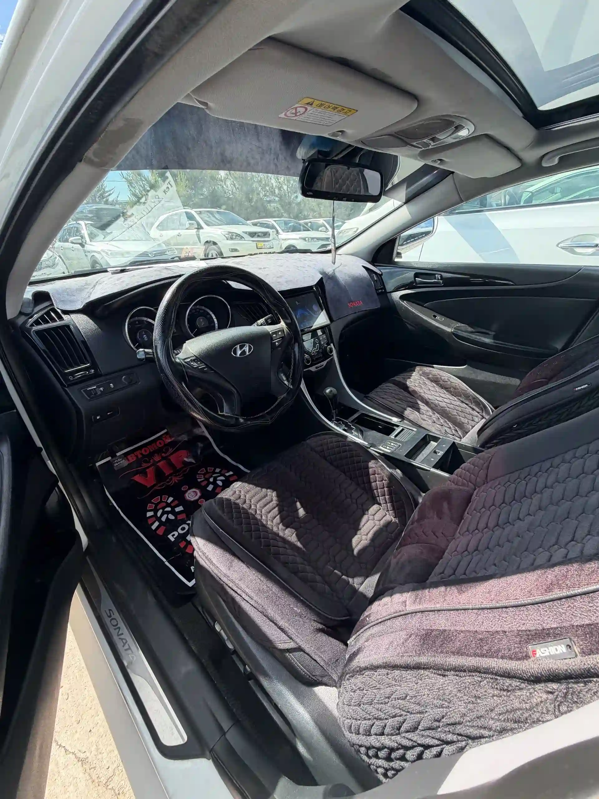 Hyundai Sonata 2010