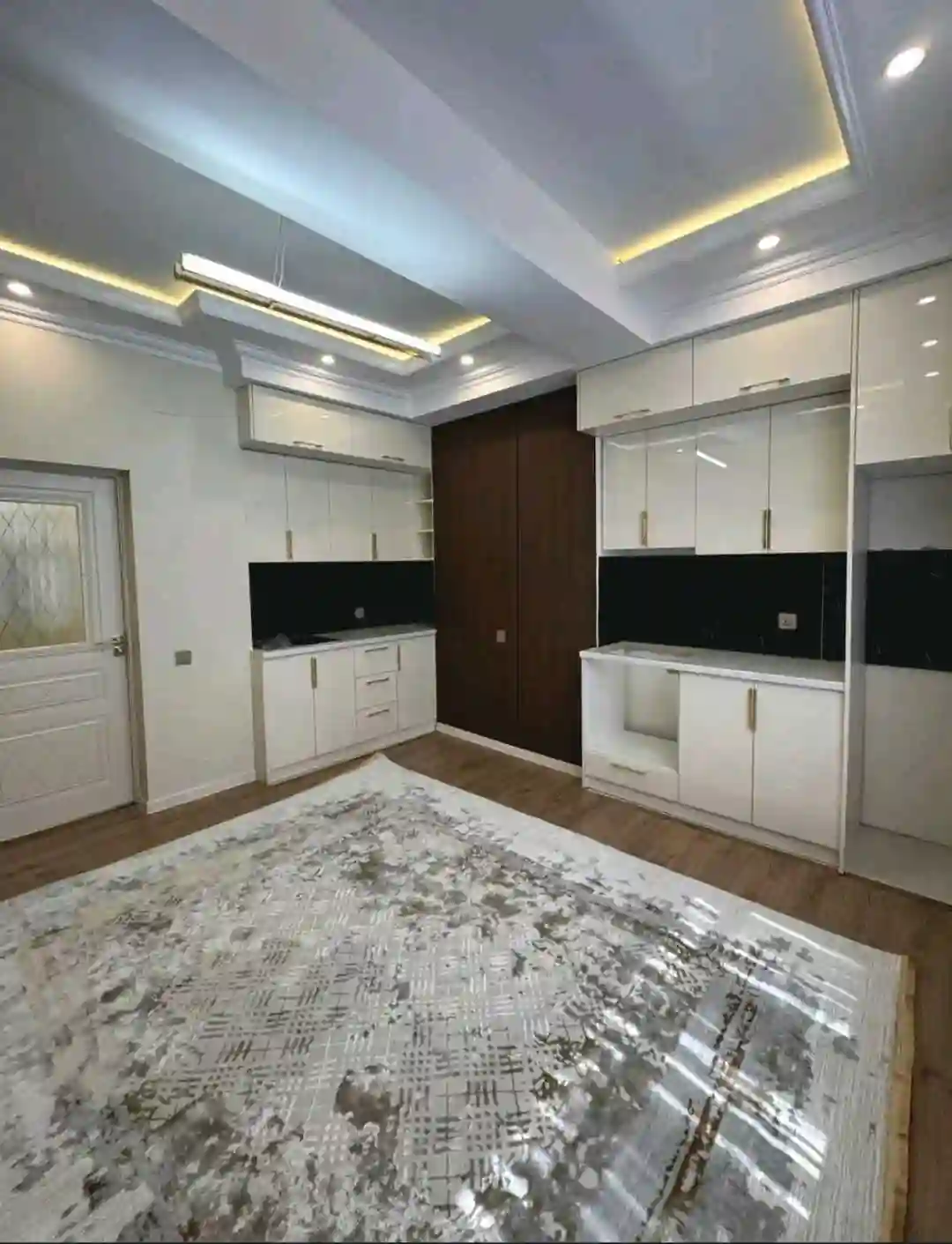 3-к квартира, 4 этаж, 93 м², Сино