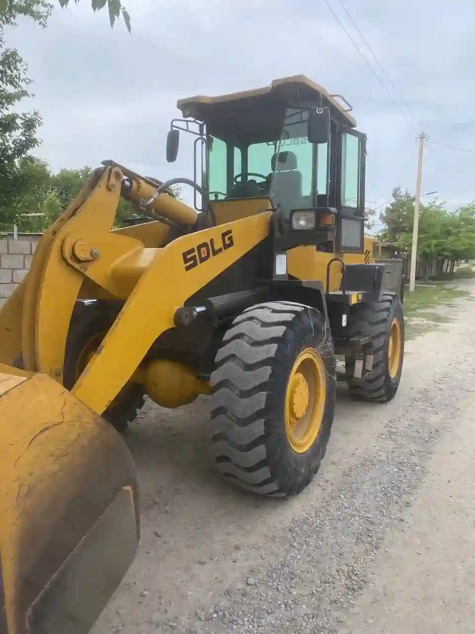 SDLG 933L