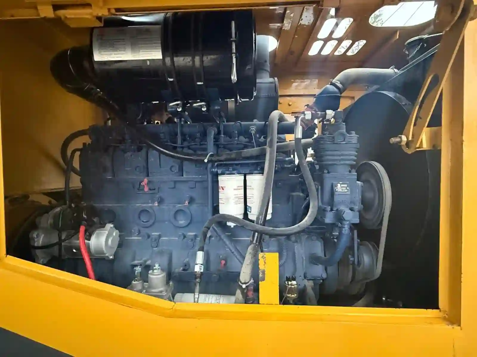 SDLG 933L