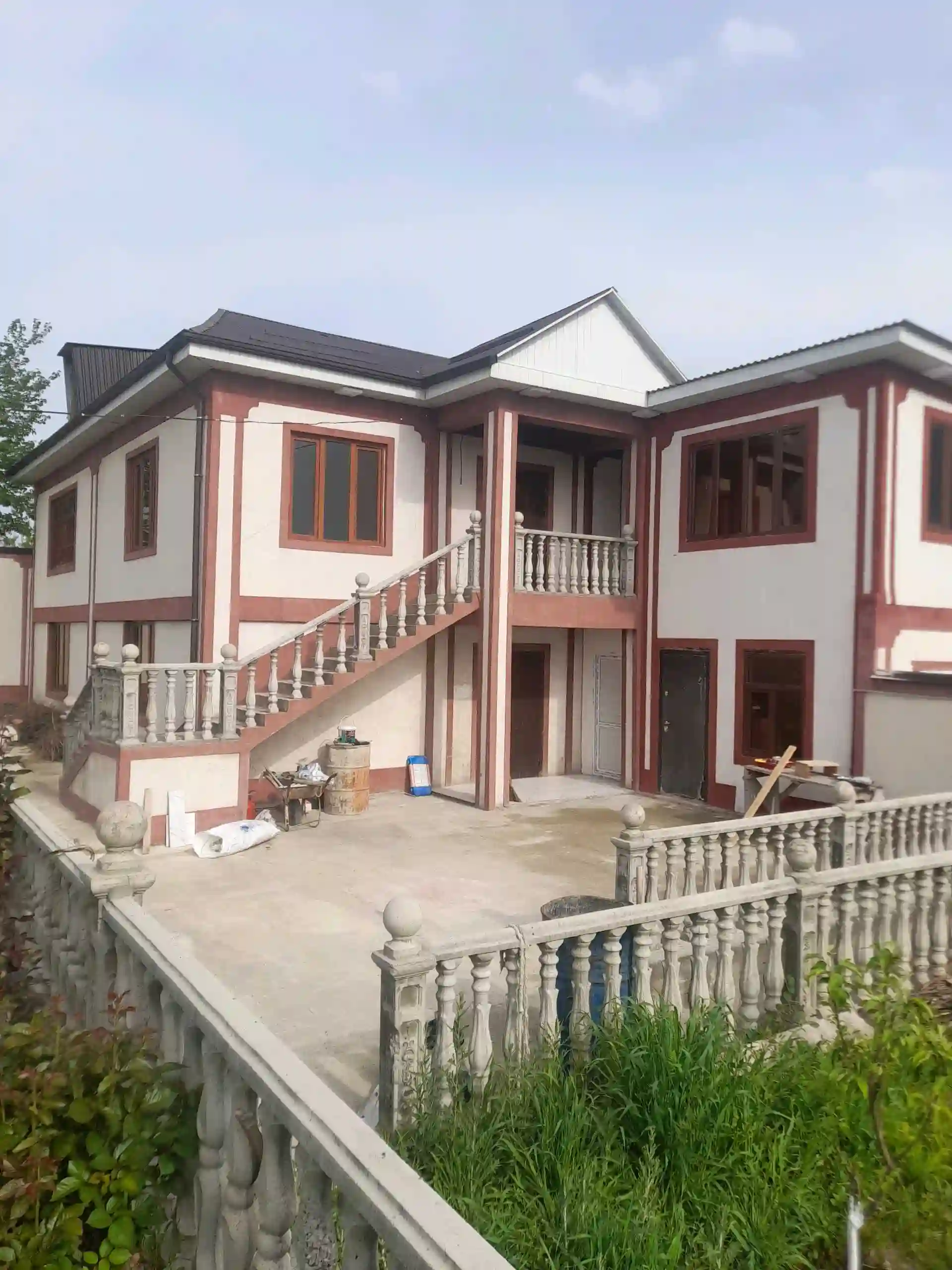 2 этажный, 6-комн. дом, 300 м², 6 соток, шохмансур