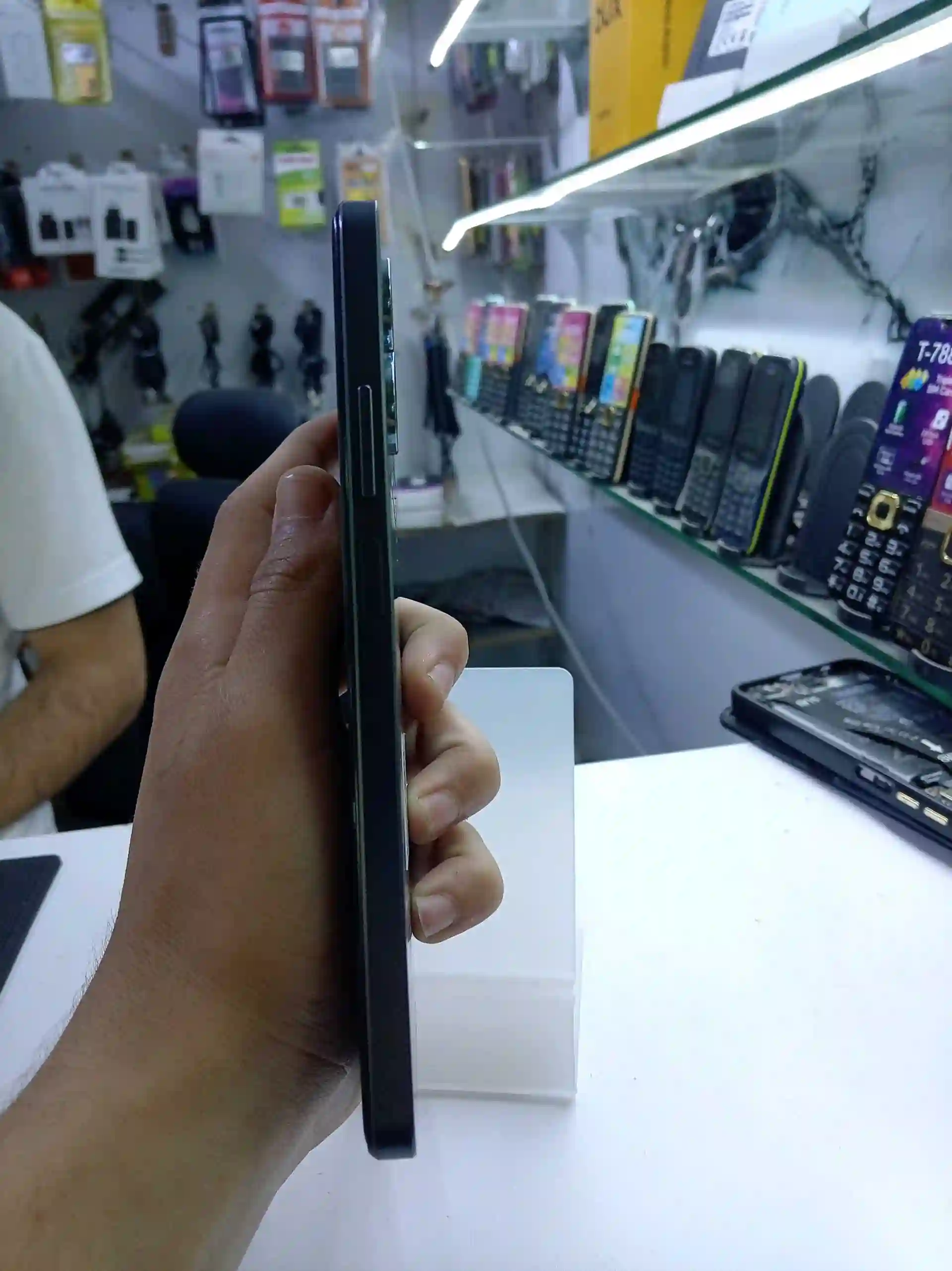 realme Note 60