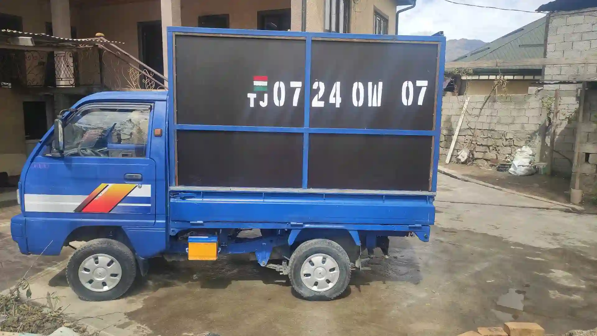   грузоперевозки    лабо дар хизмати шумо бо нархи дасрас