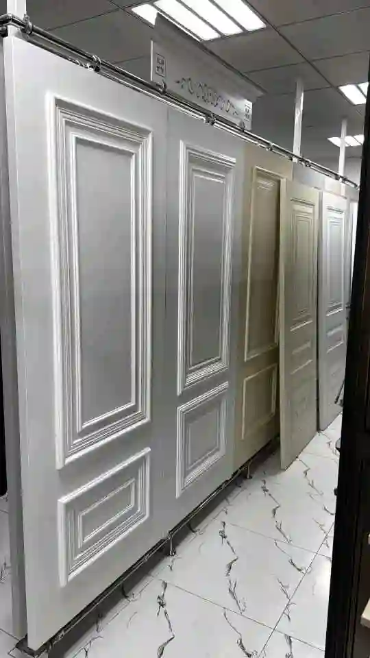 Стальные и межкомнатные двери 