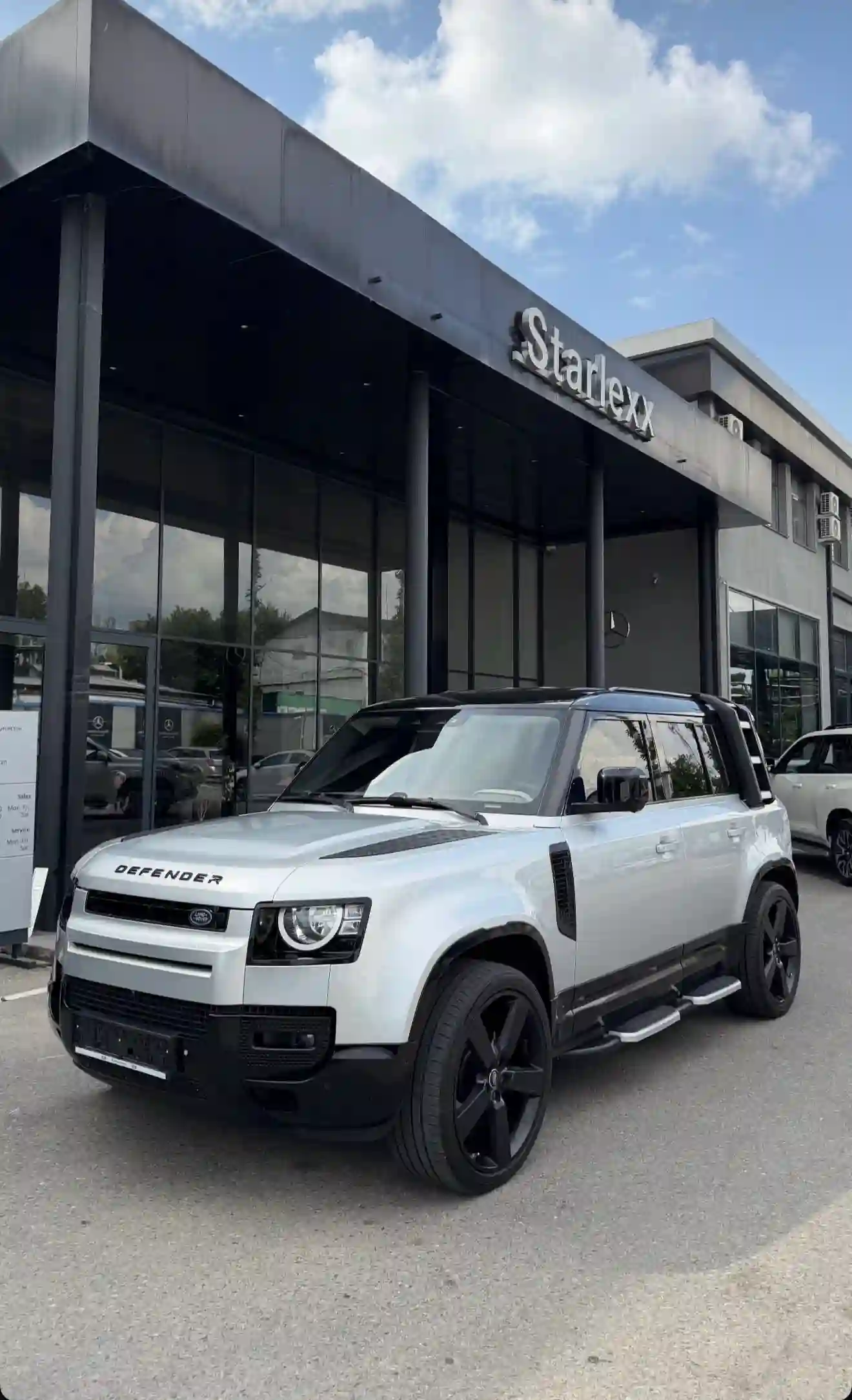 Land rover Defender 2020