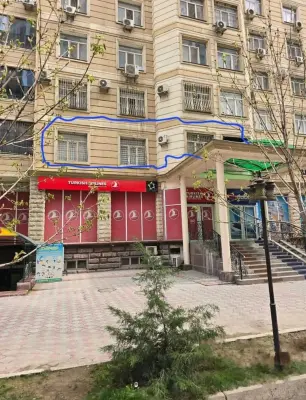 3-комн. квартира, 2 этаж, 130м², роддом