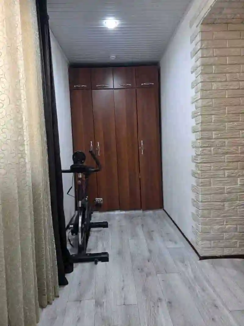 2-к квартира, 2 этаж, 50 м², 82 мкр