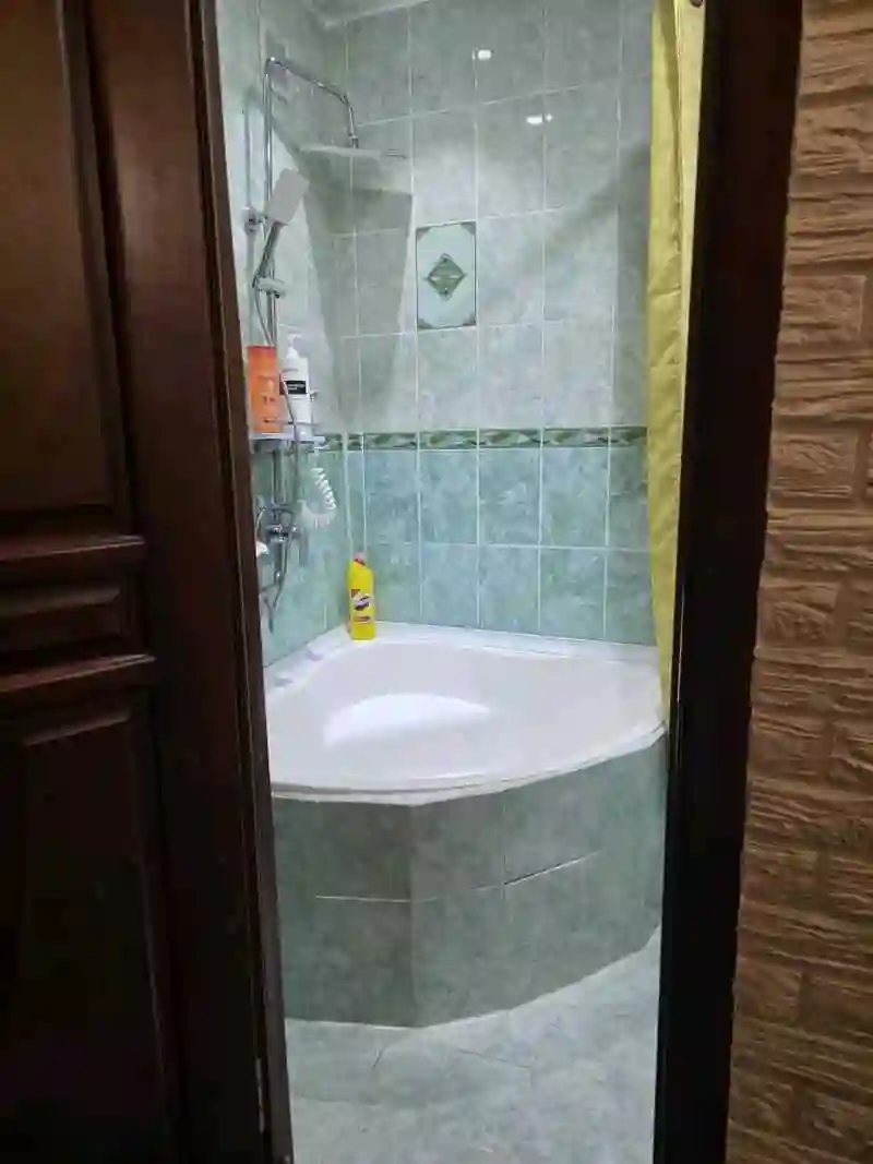 2-к квартира, 2 этаж, 50 м², 82 мкр