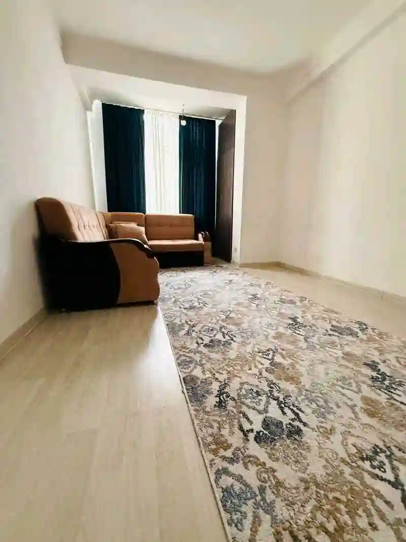 2-к квартира, 7 этаж, 60 м², 112мкр