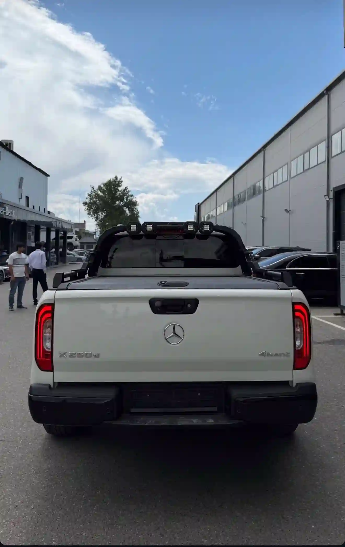 Mercedes-benz X class 2018 — миниатюра 3