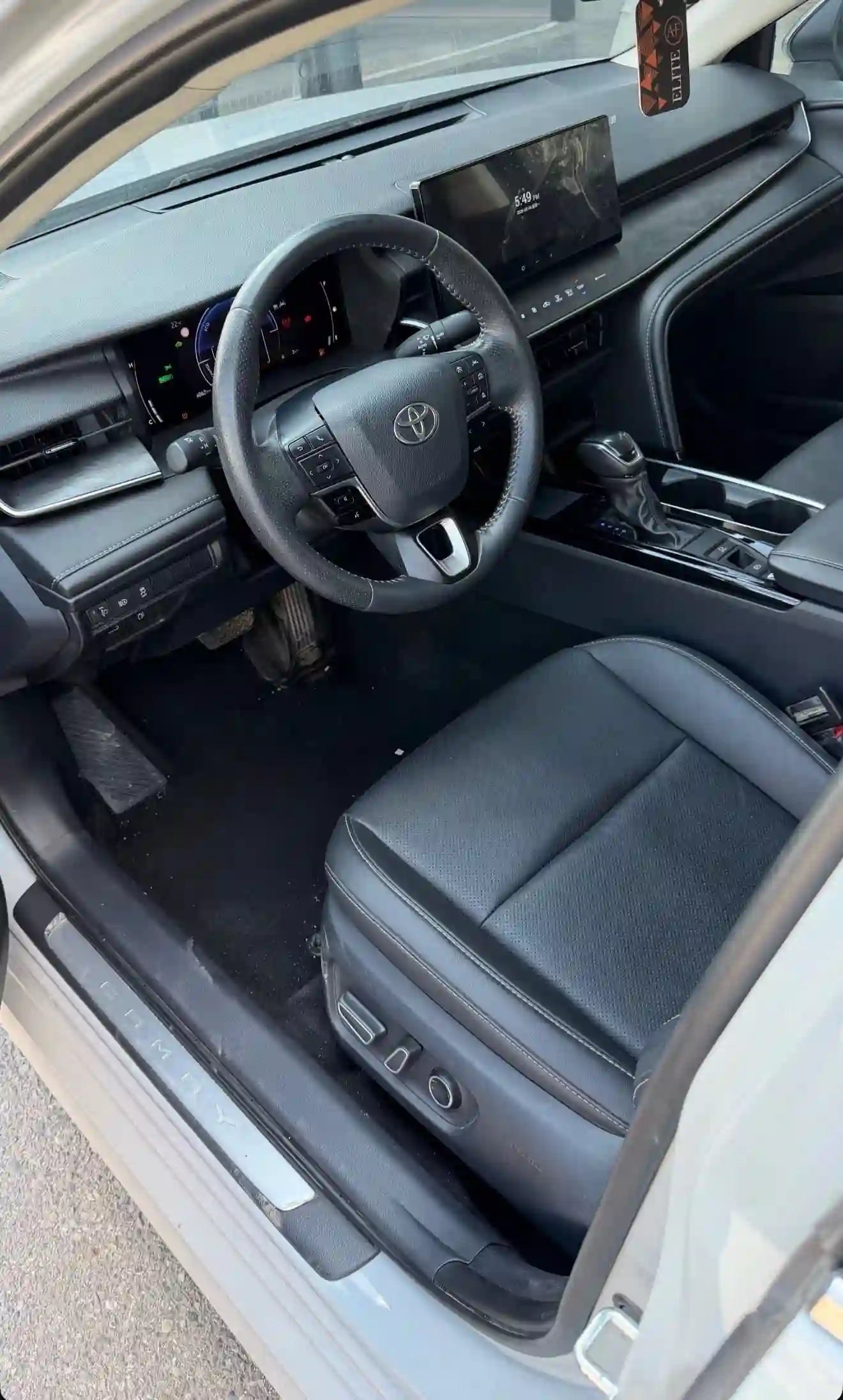Toyota Camry 2025
