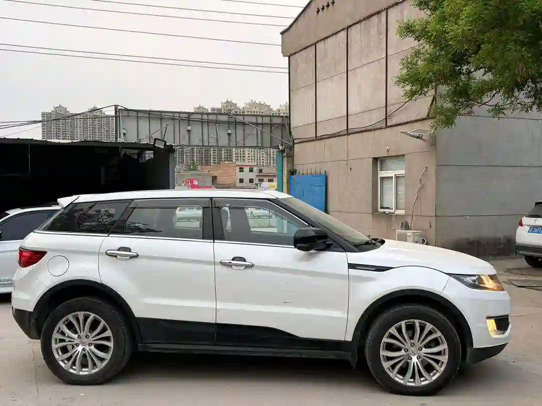 Landwind X8 2016