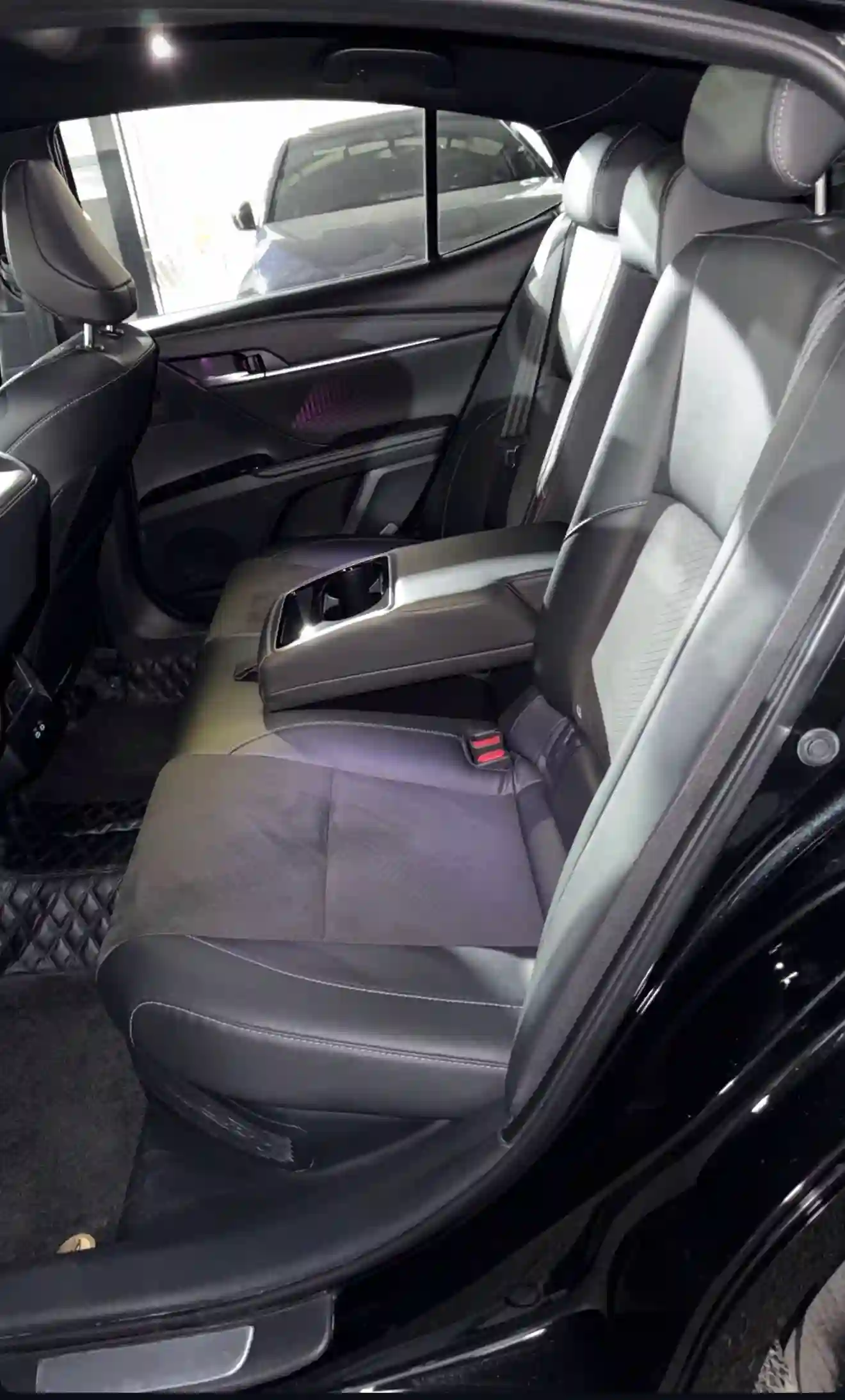 Toyota Camry 2025