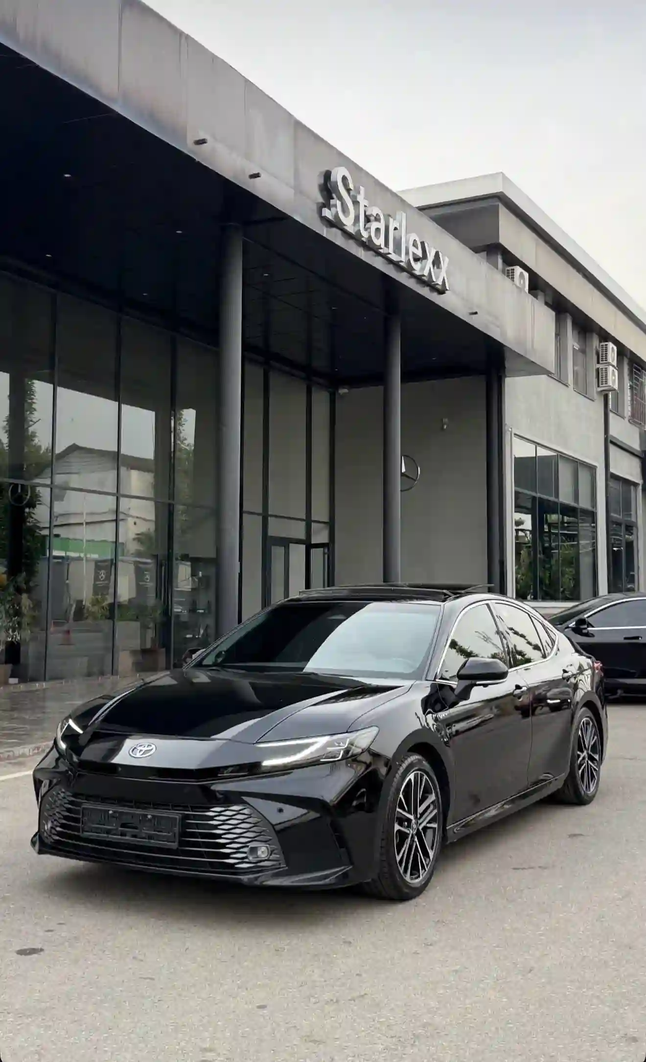 Toyota Camry 2025