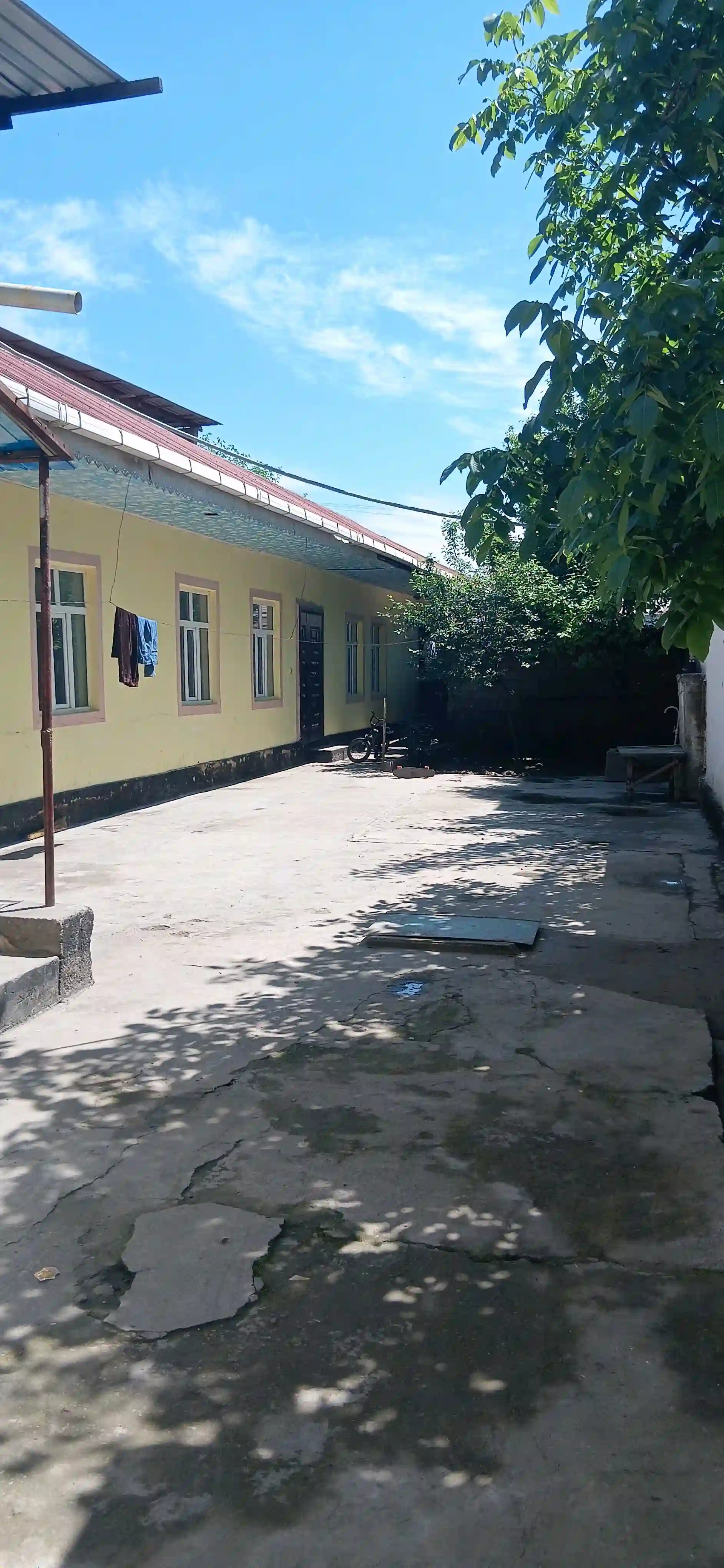 1 этажный, 6-комн. дом,  м²,  соток, н рудакй дехаи чорсу чамоати чоргултеппа