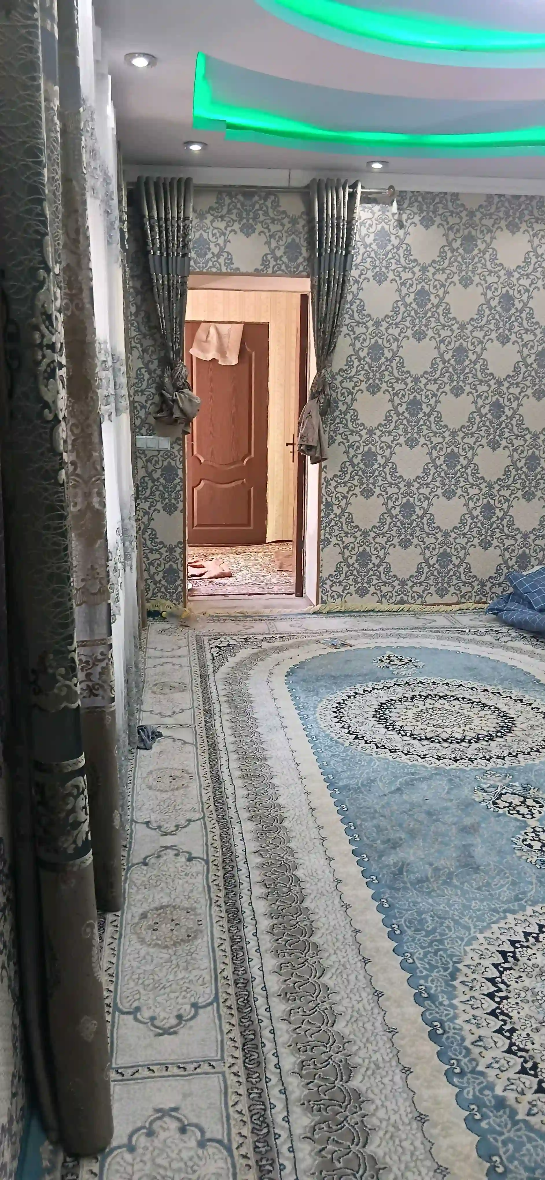 1 этажный, 6-комн. дом,  м²,  соток, н рудакй дехаи чорсу чамоати чоргултеппа