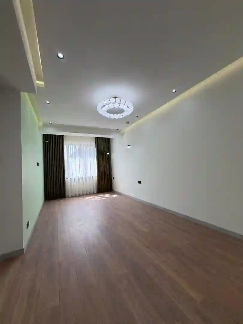 3-к квартира, 7 этаж, 132 м², скори