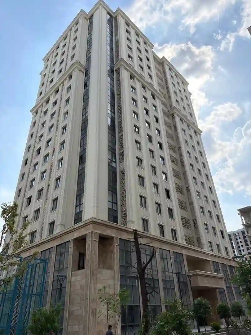 3-к квартира, 7 этаж, 132 м², скори