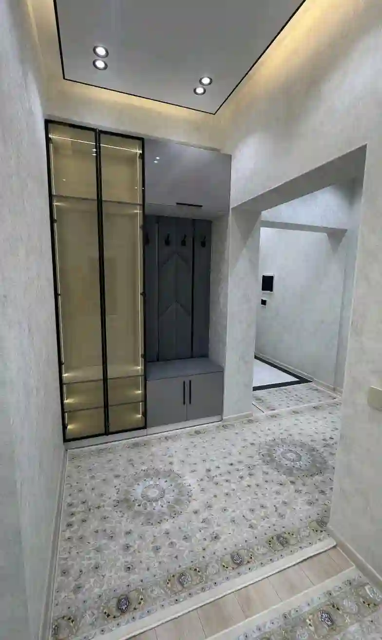 3-к квартира, 9 этаж, 70 м², Шохмансур
