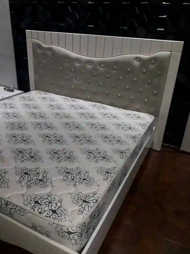 Двухспальнвй диван 