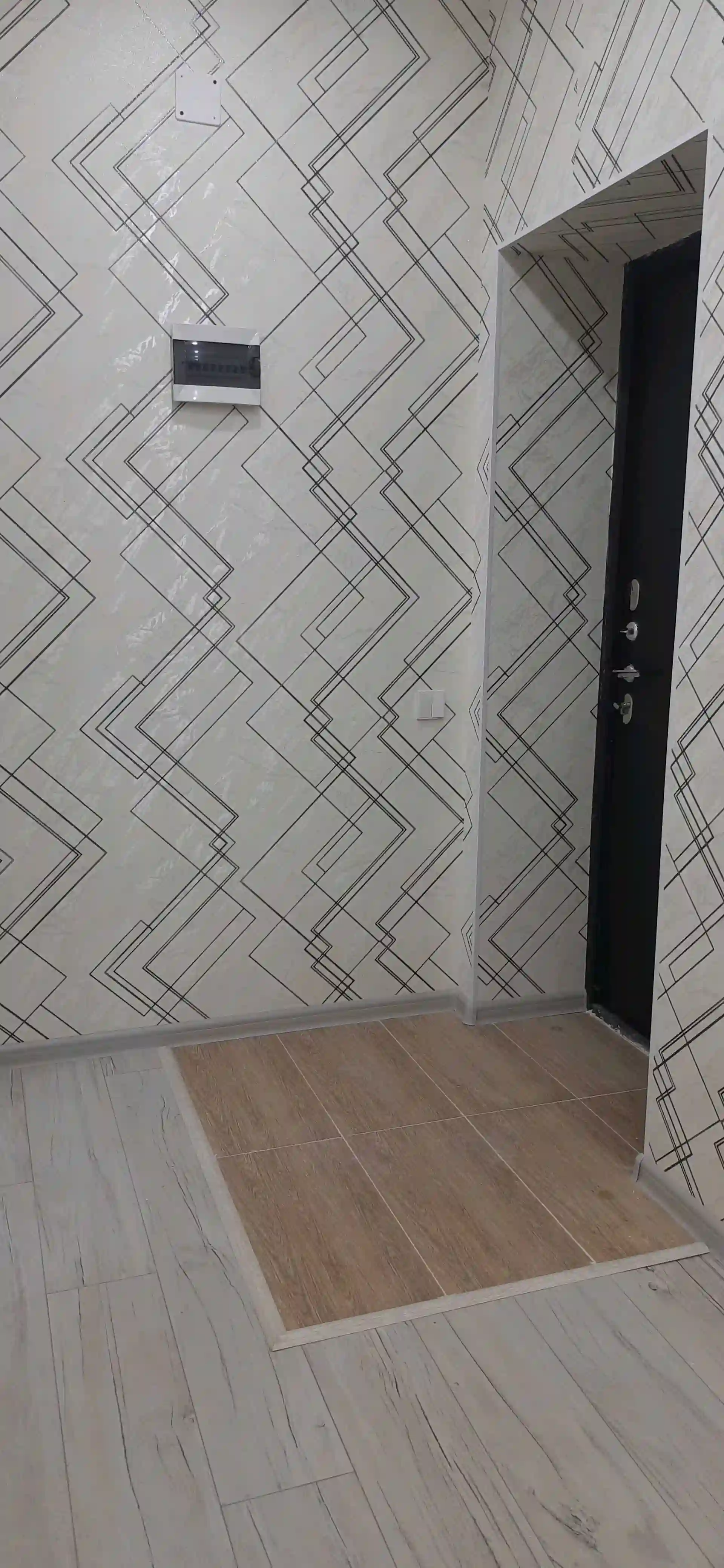 1-к квартира, Цокольный этаж, 38 м², 8 мкр