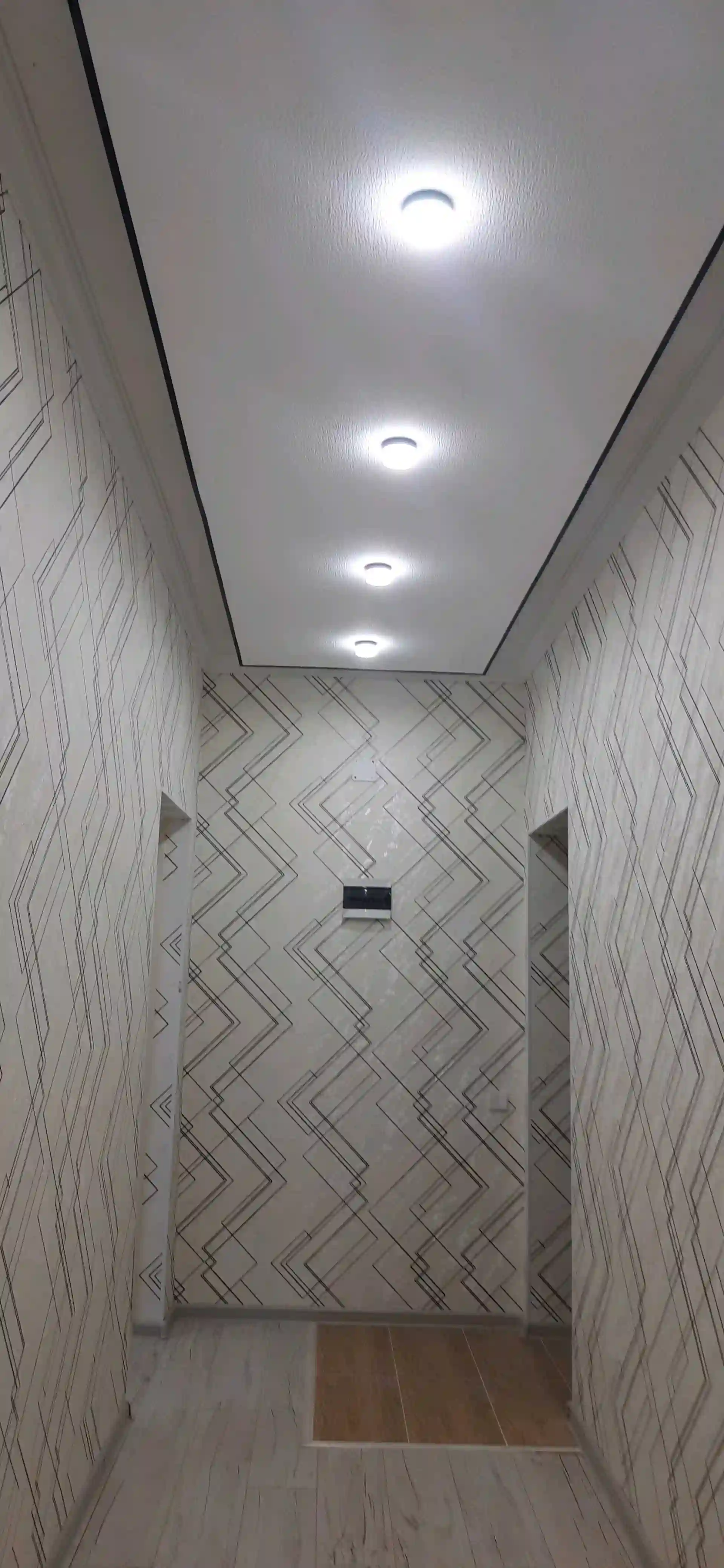 1-к квартира, Цокольный этаж, 38 м², 8 мкр