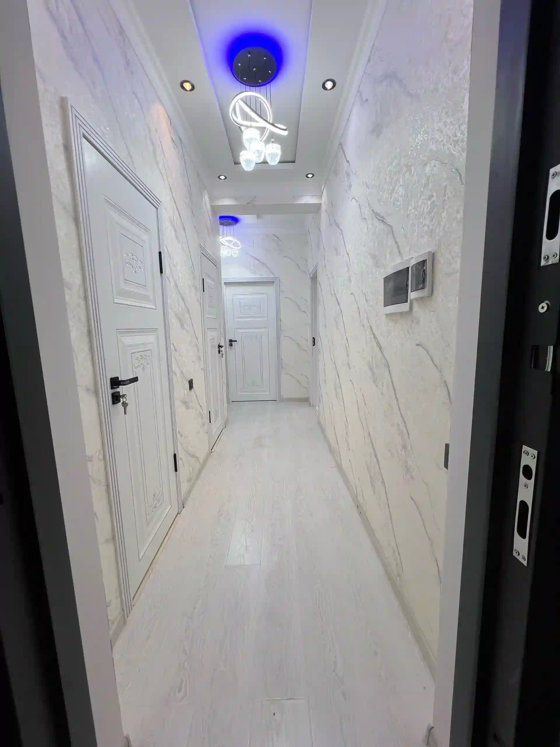 2-к квартира, 8 этаж, 71 м², 82