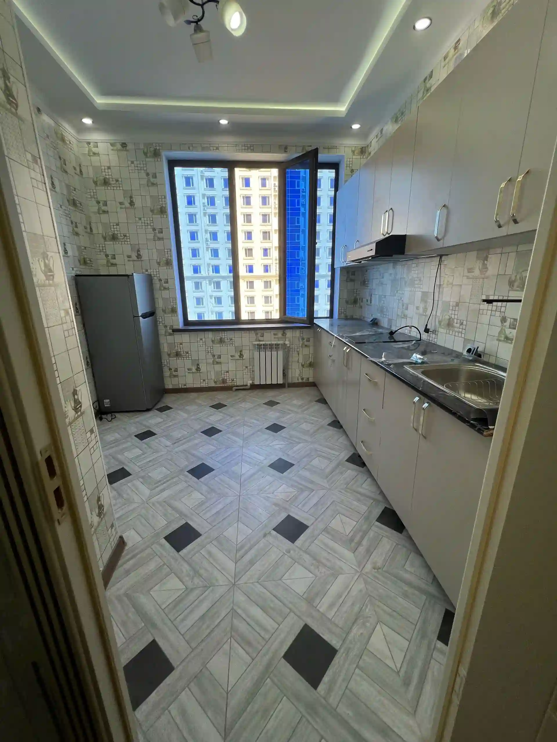 2-к квартира, 8 этаж, 65 м², 82