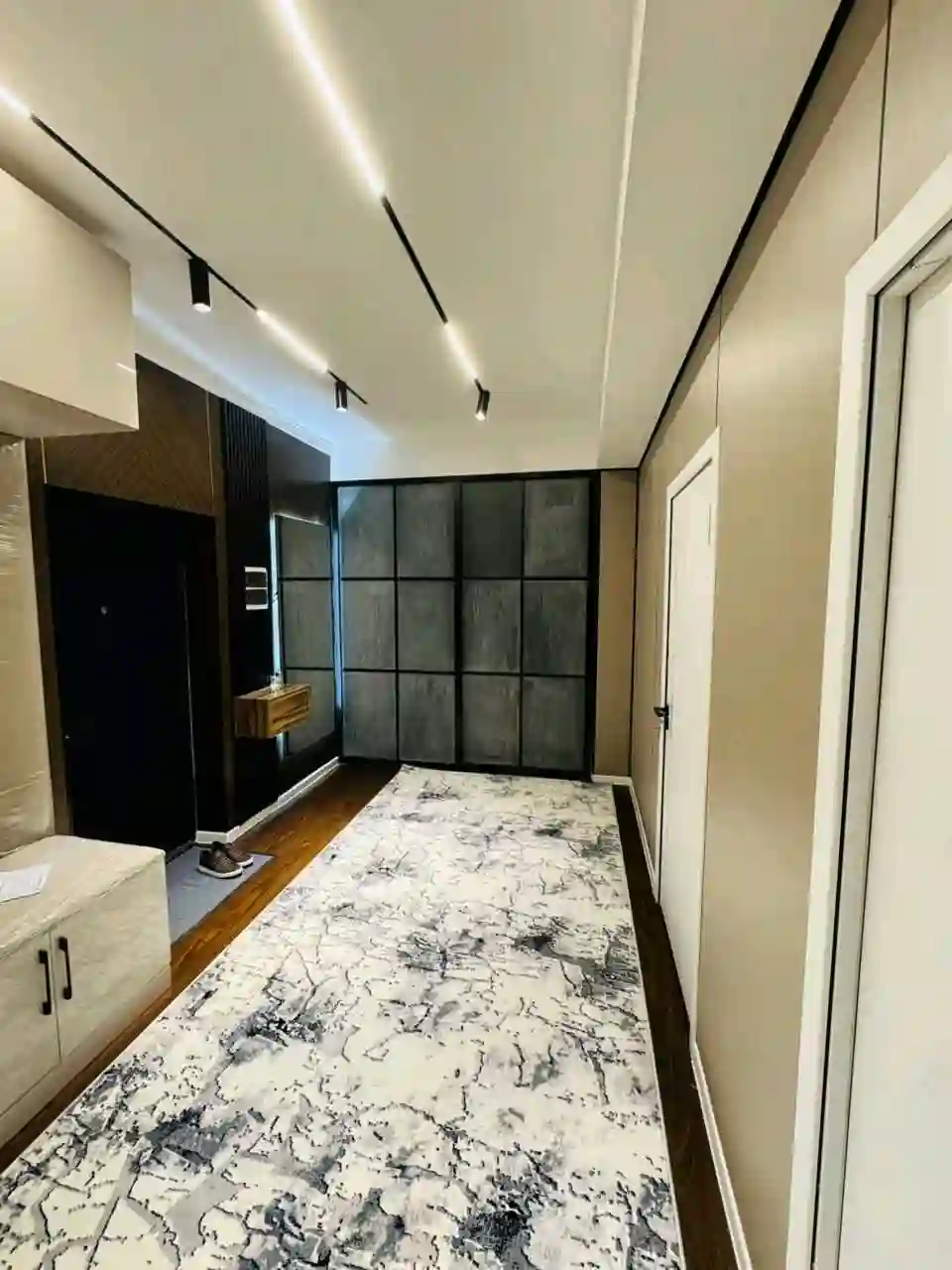 3-к квартира, 10 этаж, 92 м², И Сомони Дом печат алфемо пайкар