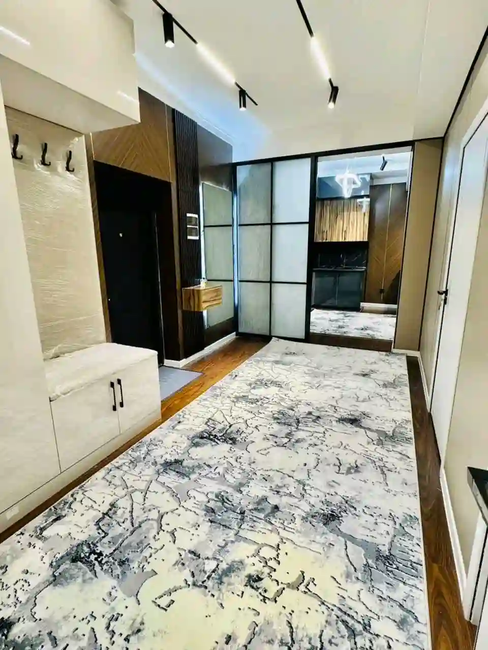 3-к квартира, 10 этаж, 92 м², И Сомони Дом печат алфемо пайкар